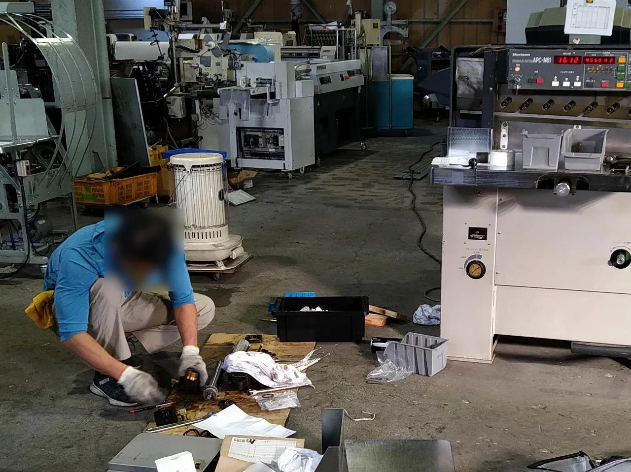 機器の整備・修理作業